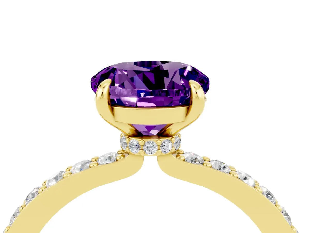 Round Cut Amethyst Solitaire Engagement Ring with Pavé Band and Four-Prong Setting Yellow gold