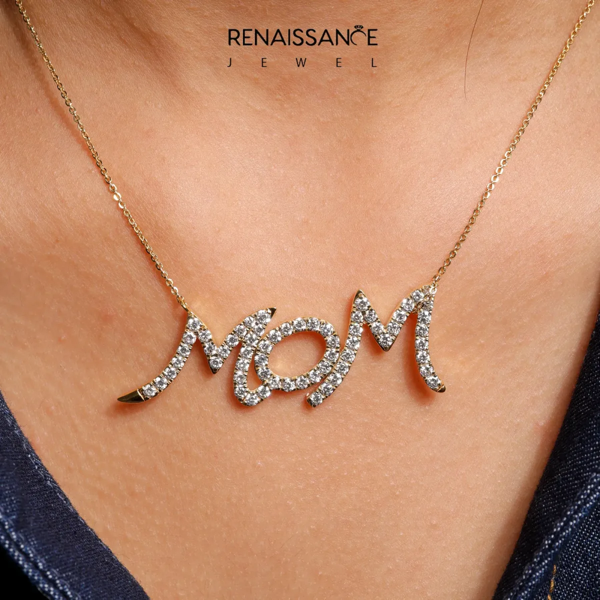 Pavé Round Diamond Script Pendant with Prong Setting Yellow gold